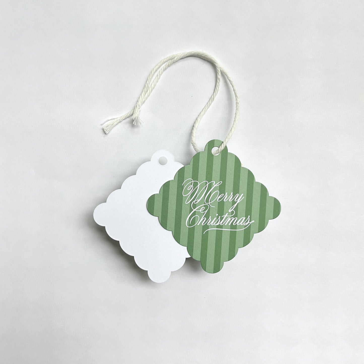 Scalloped Christmas Gift Tag